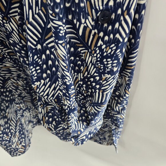 Catherine's Blue White Button Down Long Sleeved Shirt 3x 26/28W - Picture 6 of 10